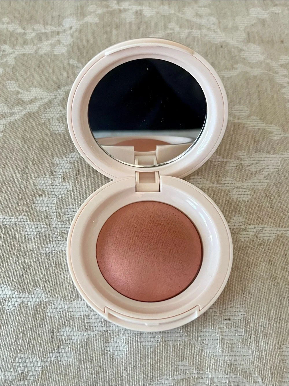 Rare Beauty Soft Pinch Luminous Powder Blush — Hope